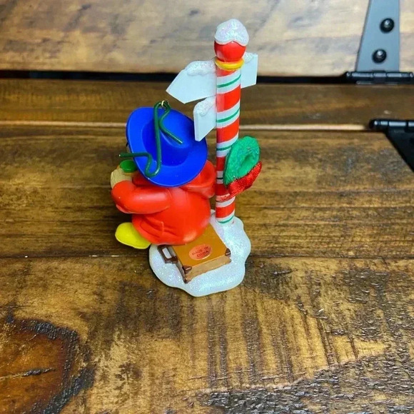 Carlton Cards Heirloom Ornament 2000 PADDINGTON'S CHRISTMAS JOURNEY - Picture 4 of 8